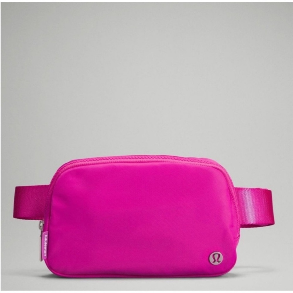 Lululemon 1L Sonic Pink/Barbie Belt Bag NWT!
